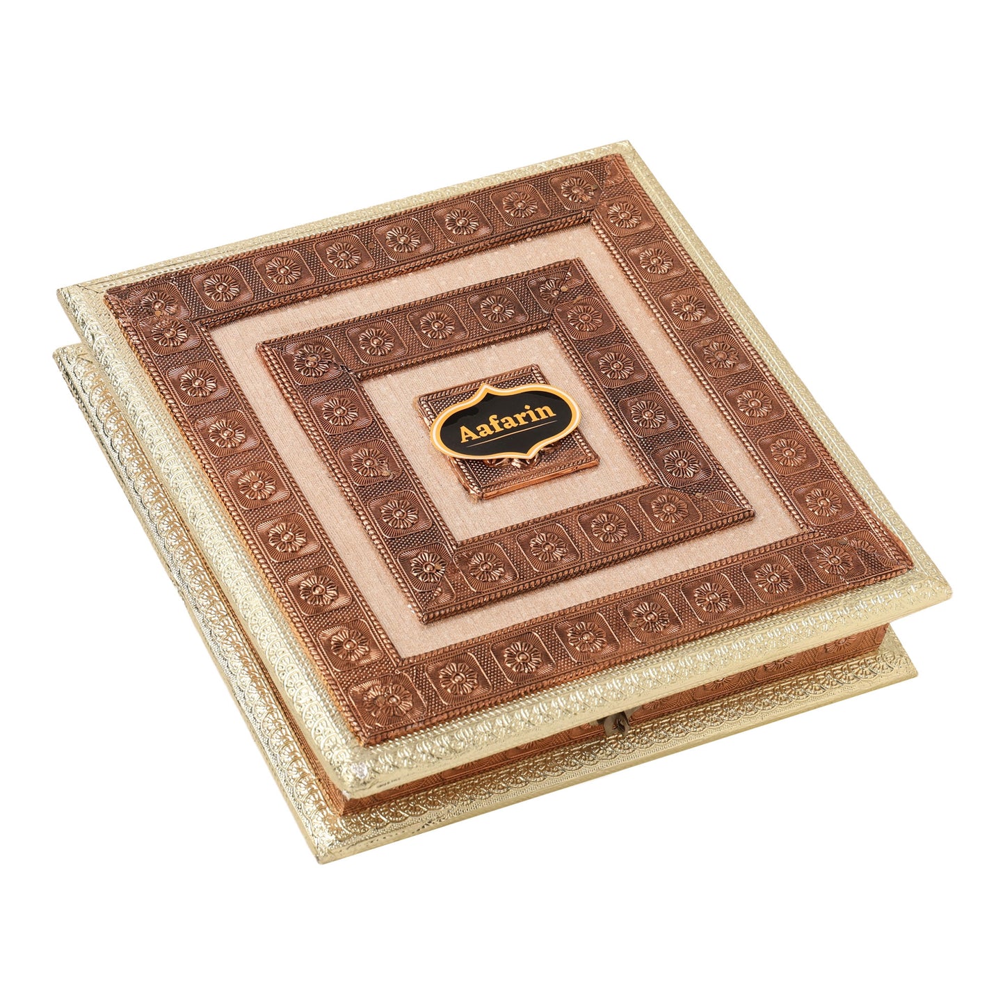 AAFARIN METAL GIFTING COLLECTION.