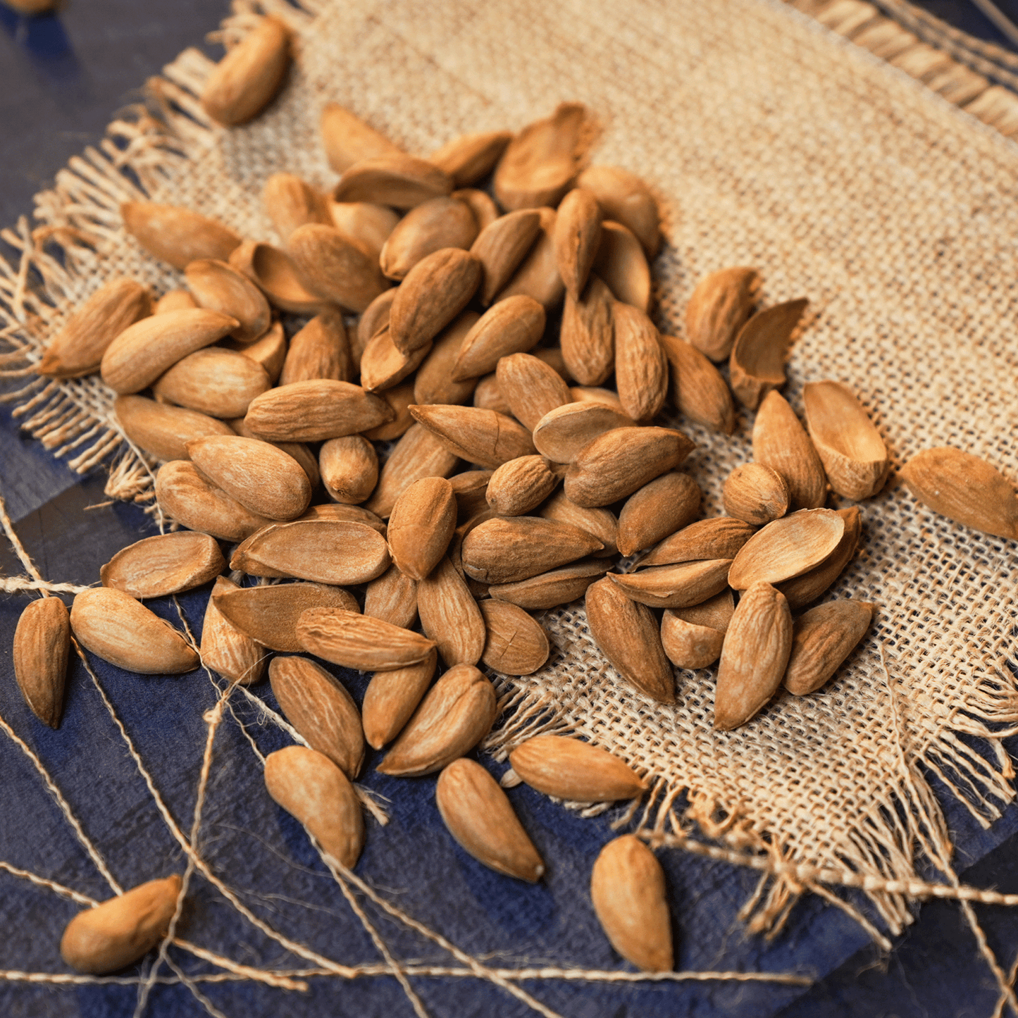 AAFARIN PREMIUM AFGHAN SAKURBAI MAMRA ALMOND (MAMRA GIRI BADAM).